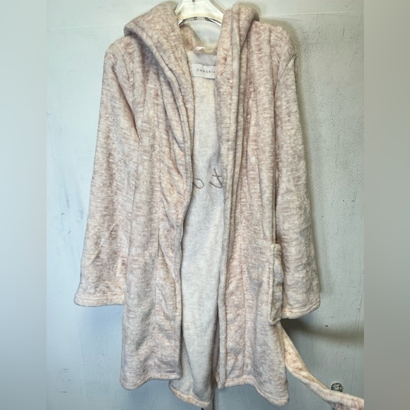 Danskin Robe - Picture 3 of 5